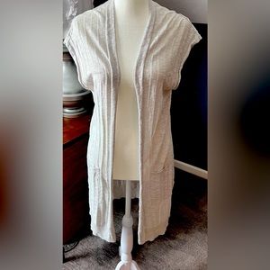 Old Navy Sleevless Cardigan with Pockets
